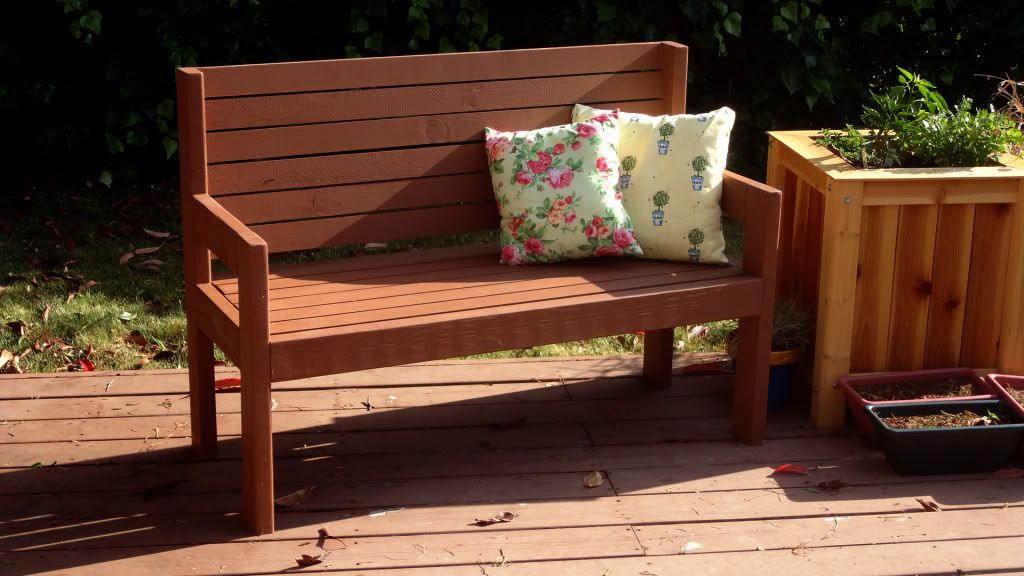 Build a really simple garden bench. | Woodworking for Mere ...